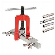 Dispozitiv pentru bercuirea sau largirea tevilor